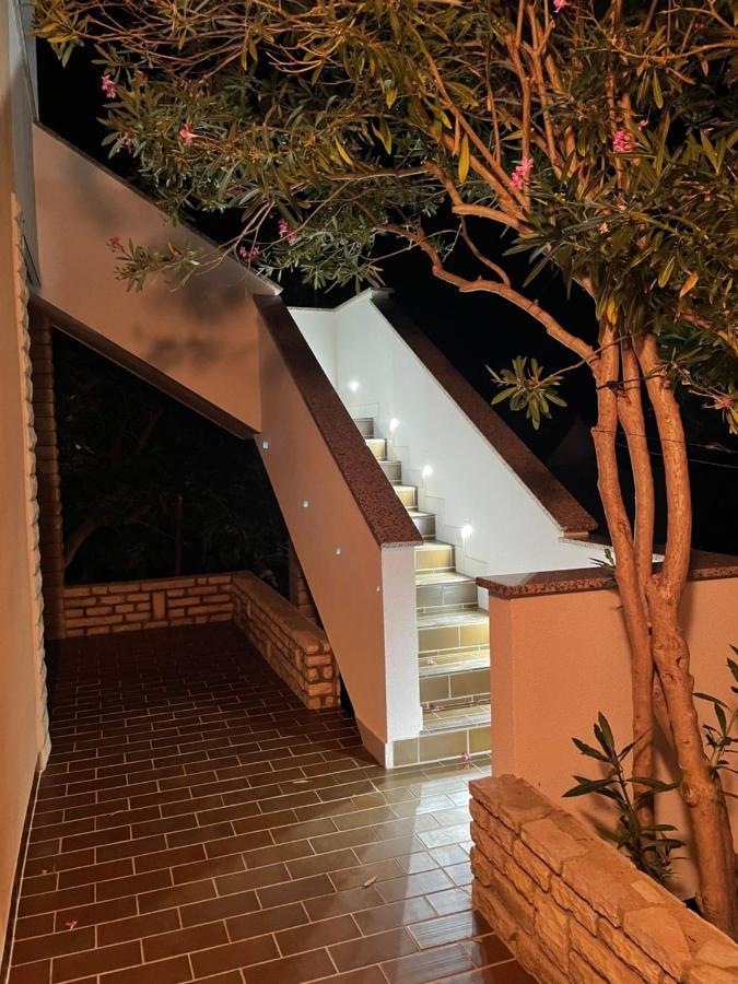 House Susec Apartment Povljana Luaran gambar